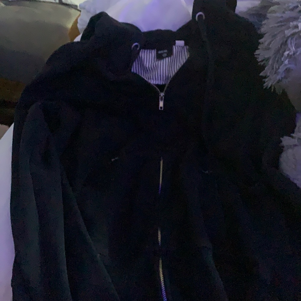 Oversized black jacket